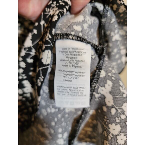 J. Crew Mercantile Women's Faux Wrap V Neck Ruffle Mini Dress Floral Black Small - Picture 6 of 7